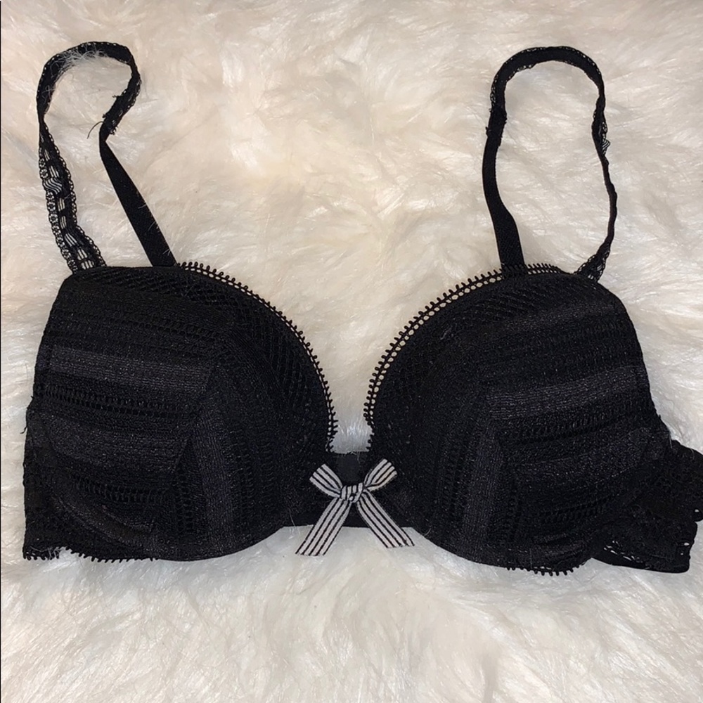 Victoria’s Secret Black Push Up Bra